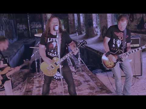 Asphalt Horsemen - Down in the Dirt (Official video)