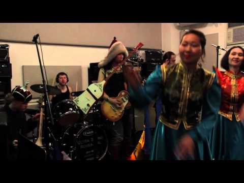 TENGGER CAVALRY - &quot;Hymn of the Earth&quot; In-Studio Playthrough | GEAR GODS