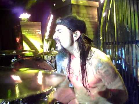 Mike Portnoy Drum Cam - Avenged Sevenfold - Almost Easy - Stockholm, Sweden 11/20/10.mov