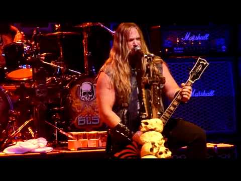 Black Label Society &#039;Funeral Bell&#039; live at La Cigale, Paris France - 25/02/2011